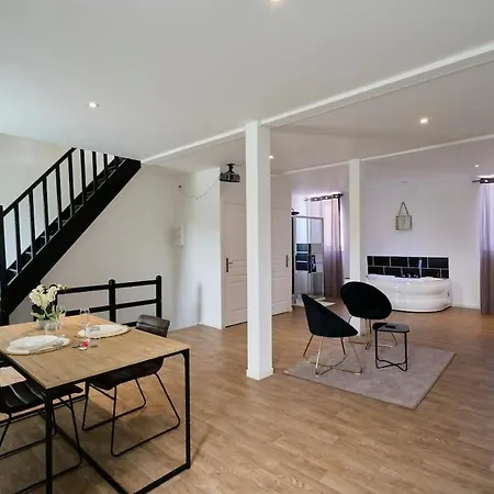 Le Grand Duplex Balneo 10 Minutes De La Gare *